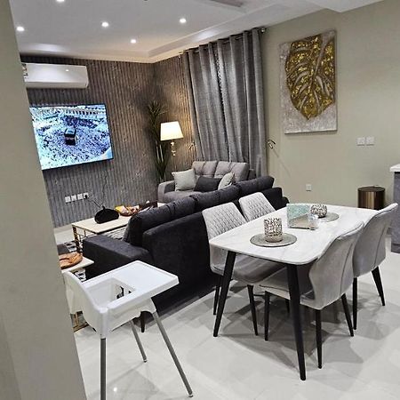 الشقق الفاخرة Modern Apartments Of 3 Bedrooms 5 Minutes To Haram Medina Luaran gambar