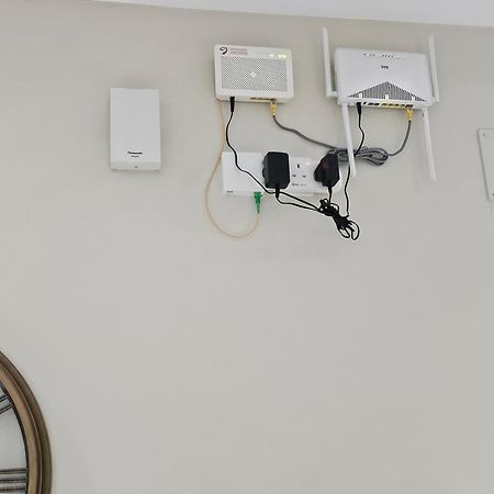 الشقق الفاخرة Modern Apartments Of 3 Bedrooms 5 Minutes To Haram Medina Luaran gambar