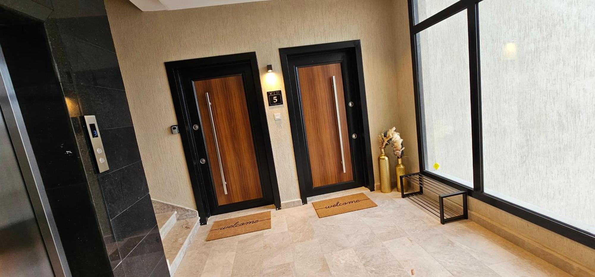 الشقق الفاخرة Modern Apartments Of 3 Bedrooms 5 Minutes To Haram Medina Luaran gambar