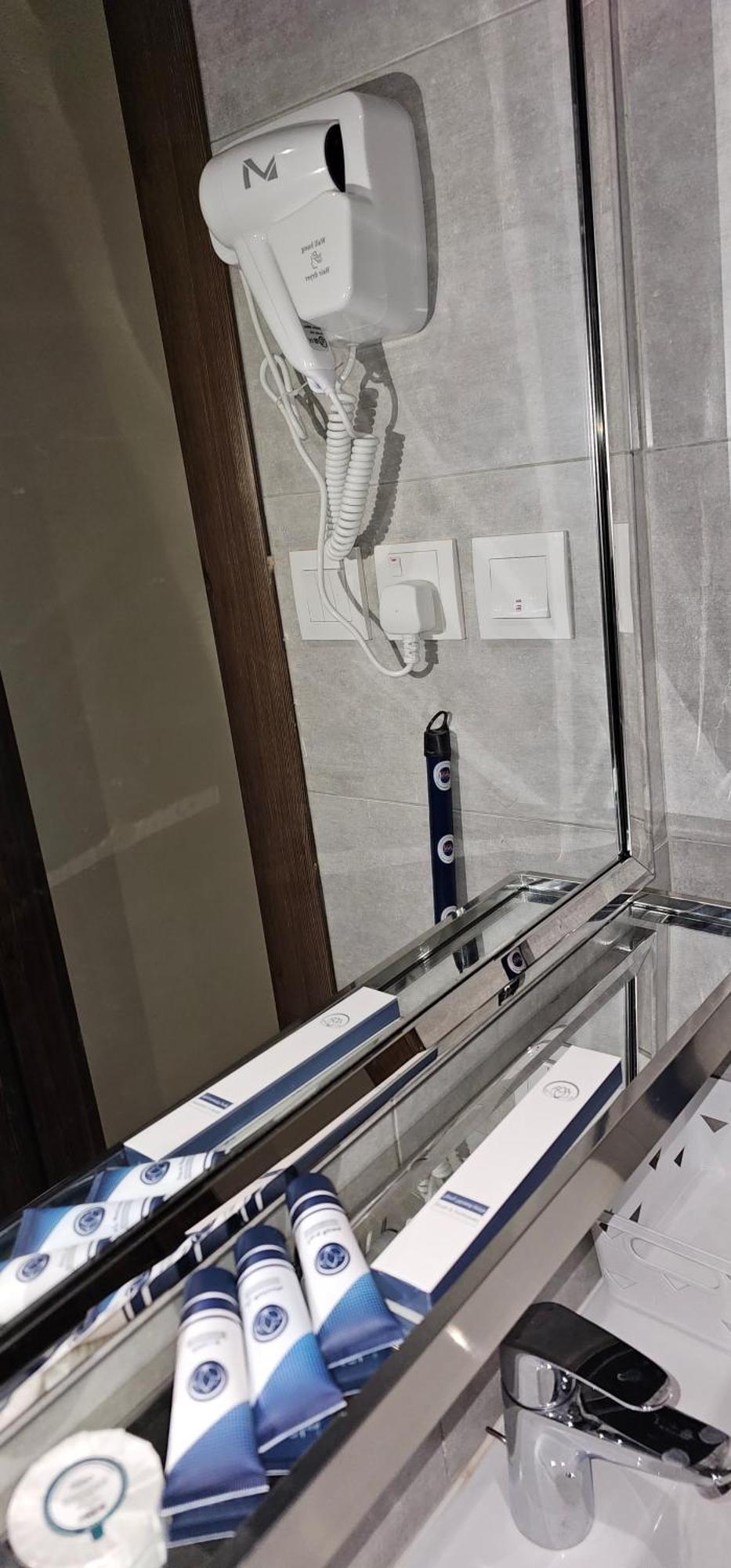 الشقق الفاخرة Modern Apartments Of 3 Bedrooms 5 Minutes To Haram Medina Luaran gambar